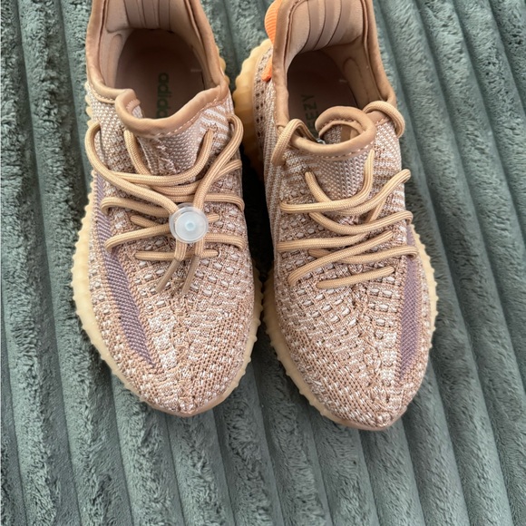 KIDS YEEZY 500 V2 CLAY - Picture 2 of 3